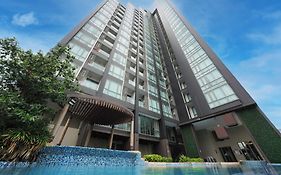 เดอะ ริช เรสซิเดนซ์ สุขุมวิท นานา